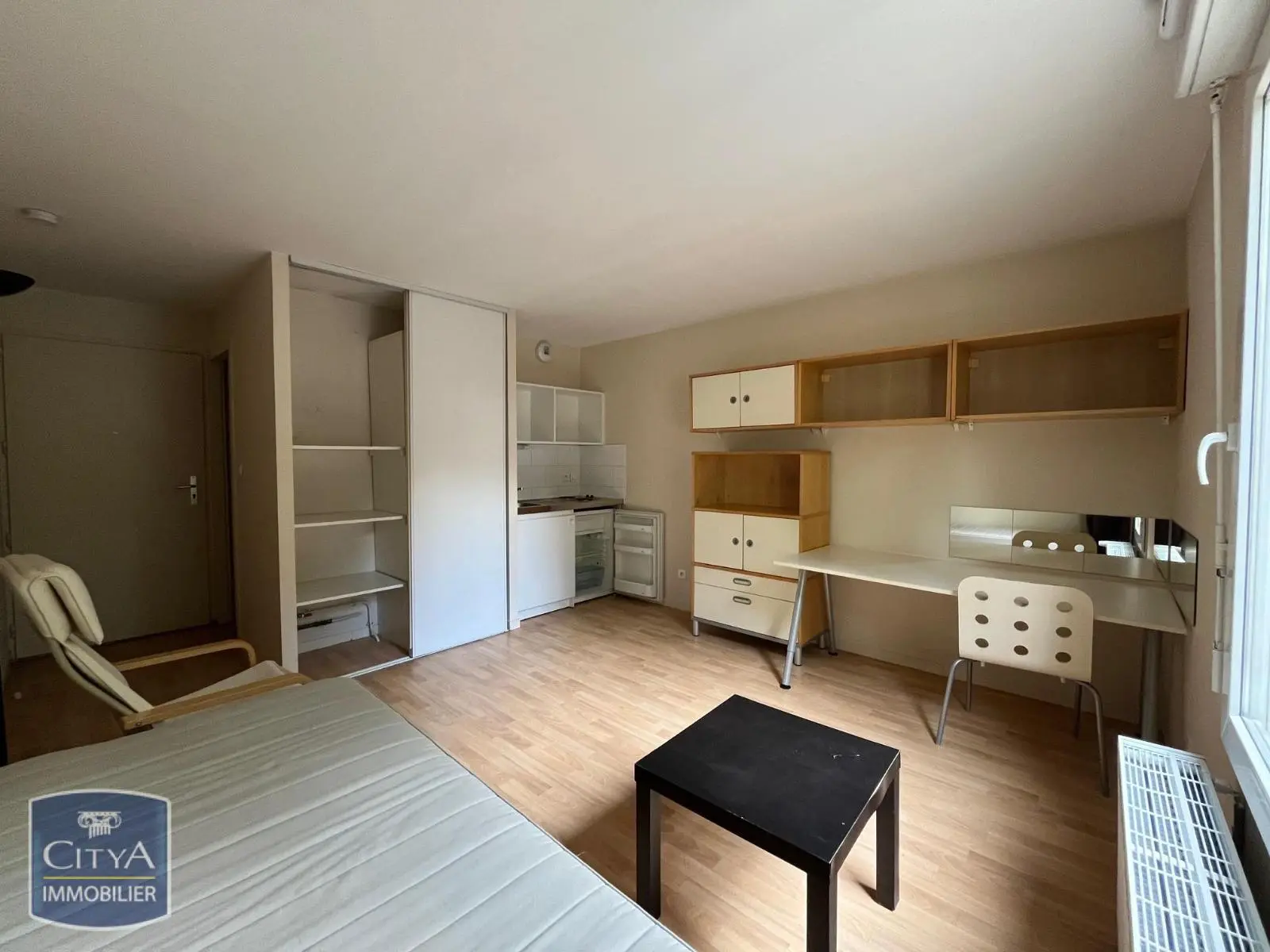 Photo 1 Appartement 1 pièce 19.38m²
