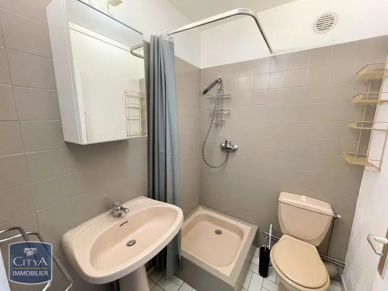 Photo 4 Appartement 1 pièce 21.11m²