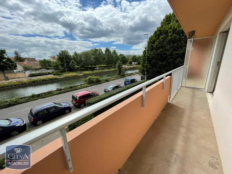 Photo 1 Appartement 1 pièce 30.63m²