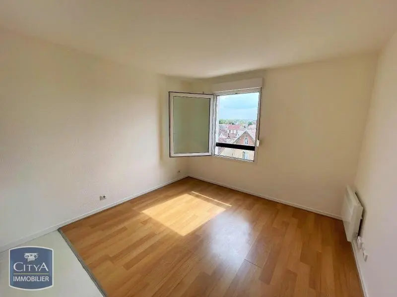 Photo 2 Appartement 1 pièce 19.28m²
