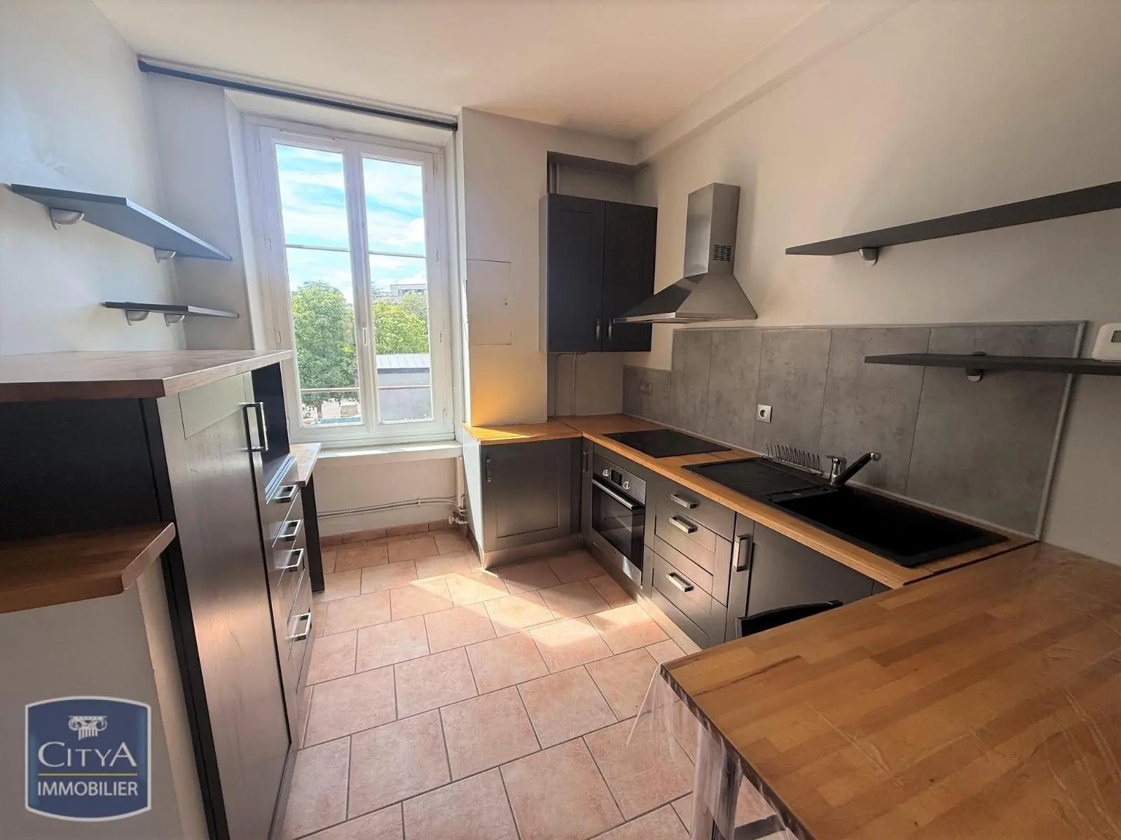 Photo 1 Appartement 2 pièces 48.72m²