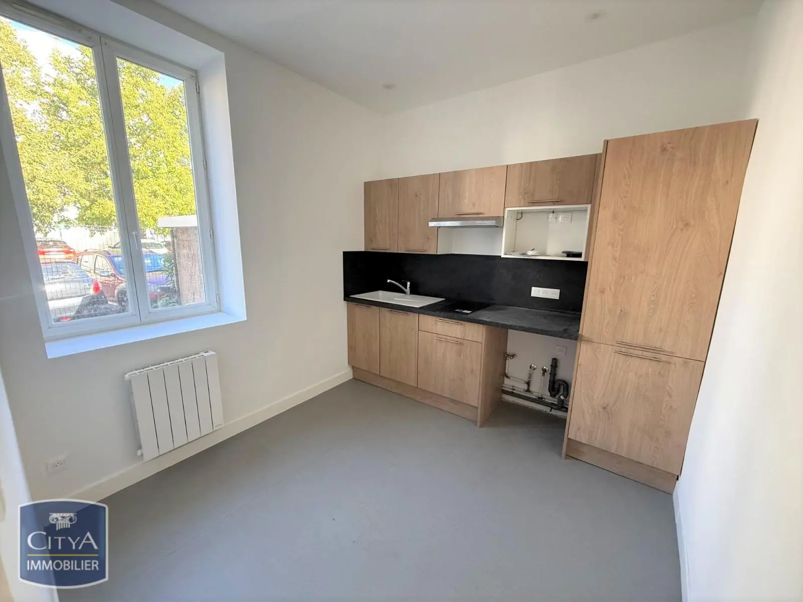 Photo 2 Appartement 1 pièce 29.68m²