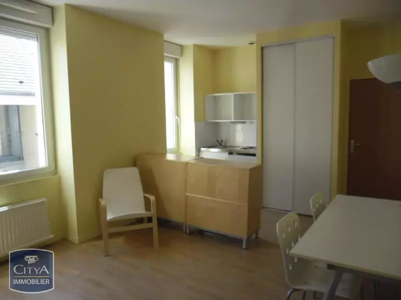 Photo 3 Appartement 1 pièce 23.5m²
