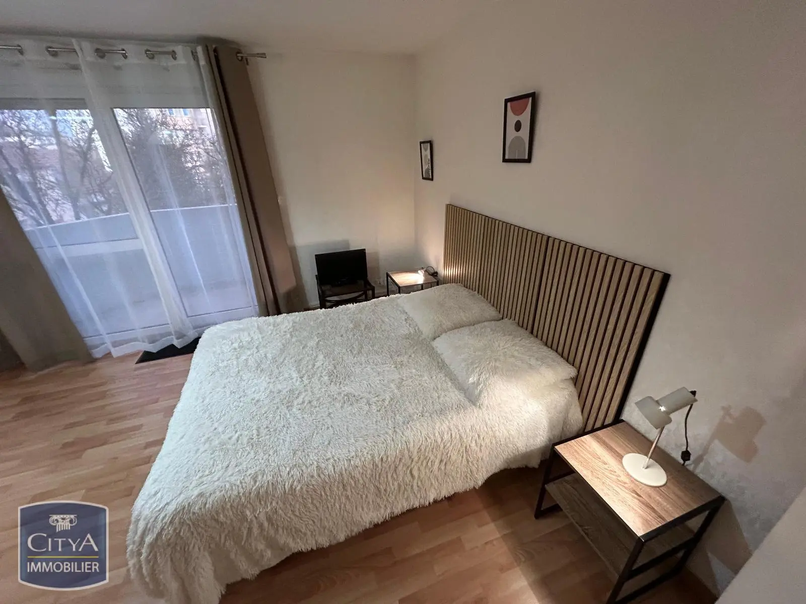 Photo 1 Appartement 1 pièce 30.01m²