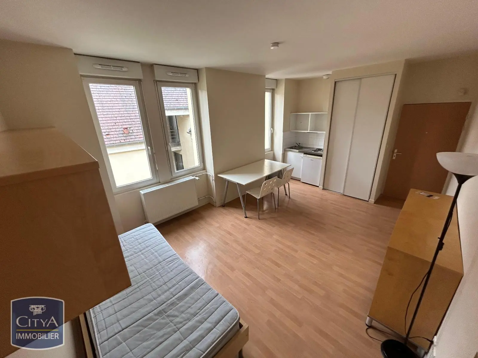 Photo 2 Appartement 1 pièce 23.5m²