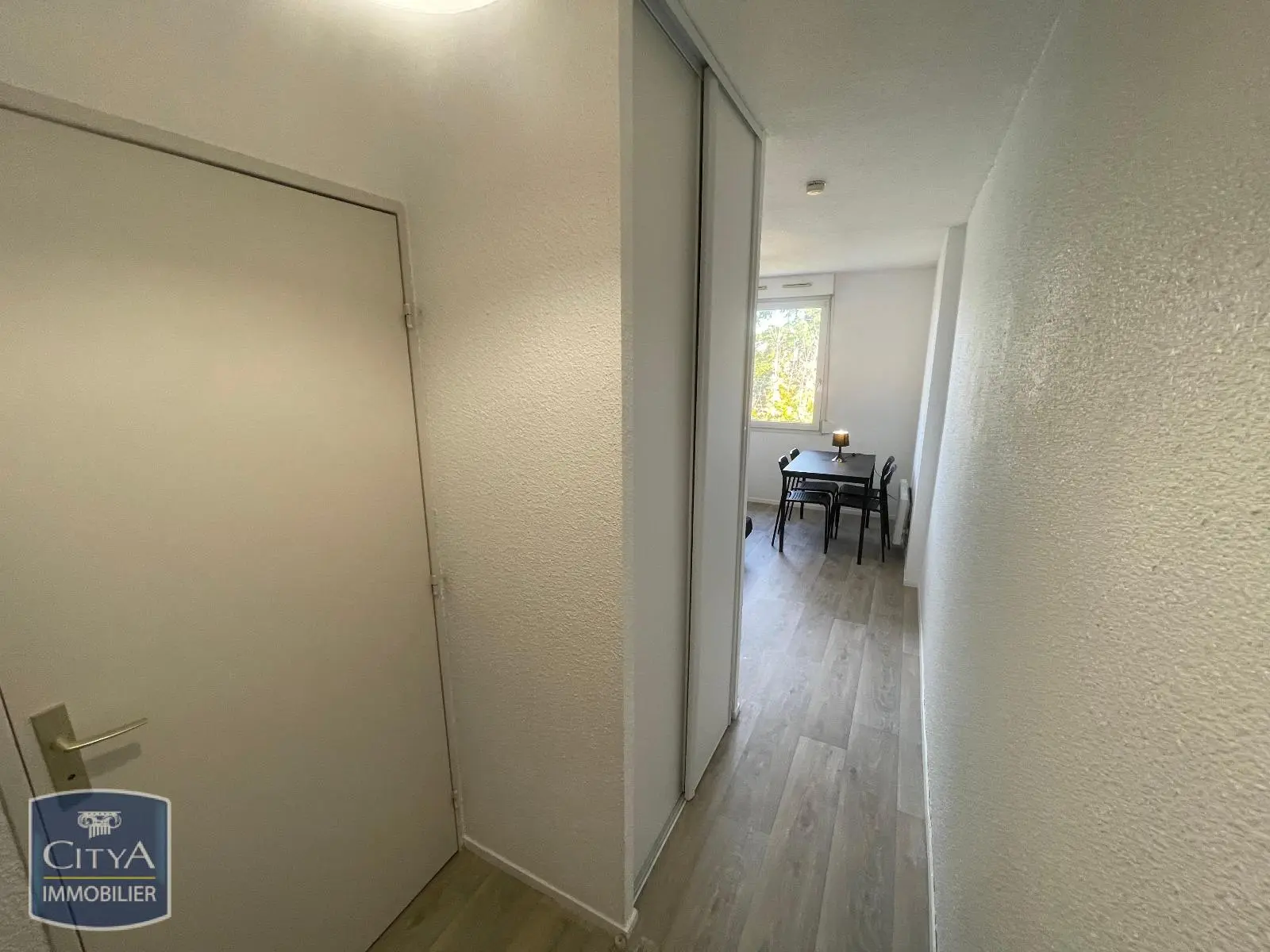 Photo 3 Appartement 1 pièce 18.55m²