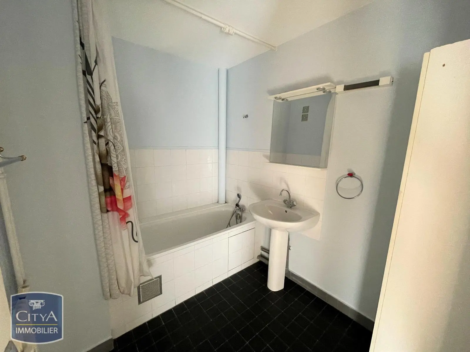 Photo 3 Appartement 1 pièce 29.51m²