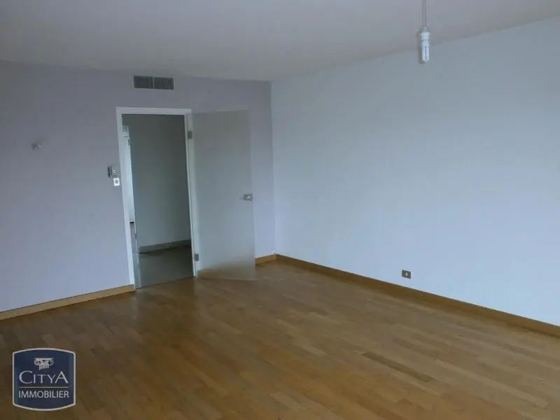 Photo 4 Appartement 5 pièces 121.37m²
