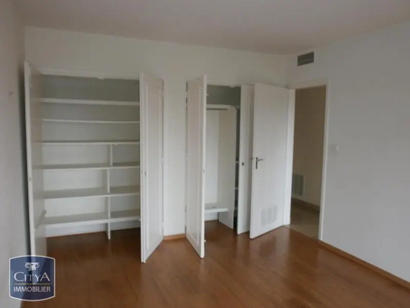Photo 9 Appartement 5 pièces 121.37m²