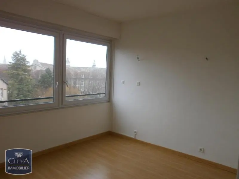 Photo 12 Appartement 5 pièces 121.37m²