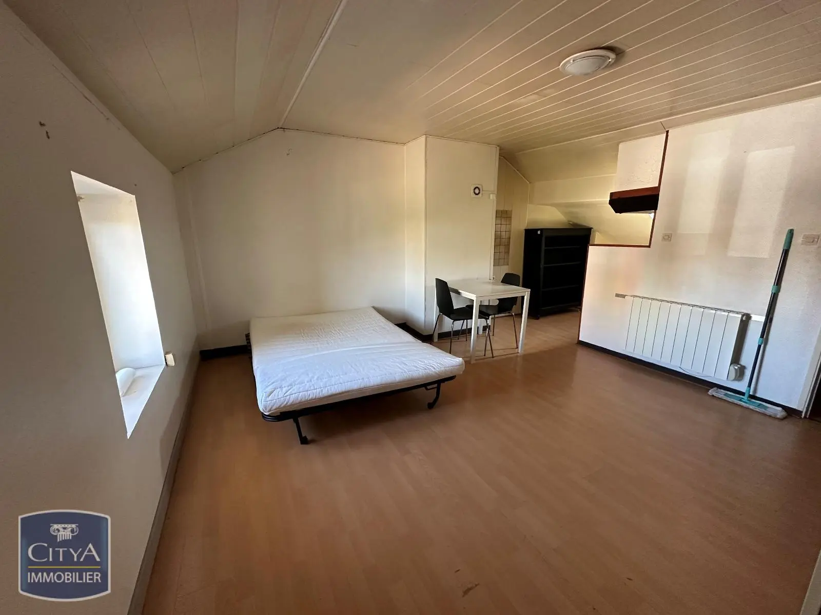 Photo 1 Appartement 1 pièce 17.84m²