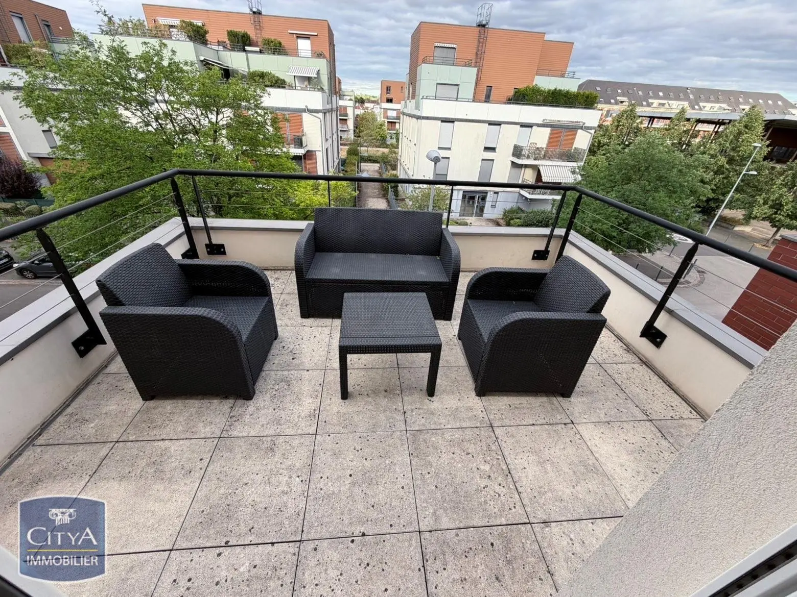 Photo 1 Appartement 1 pièce 26.38m²