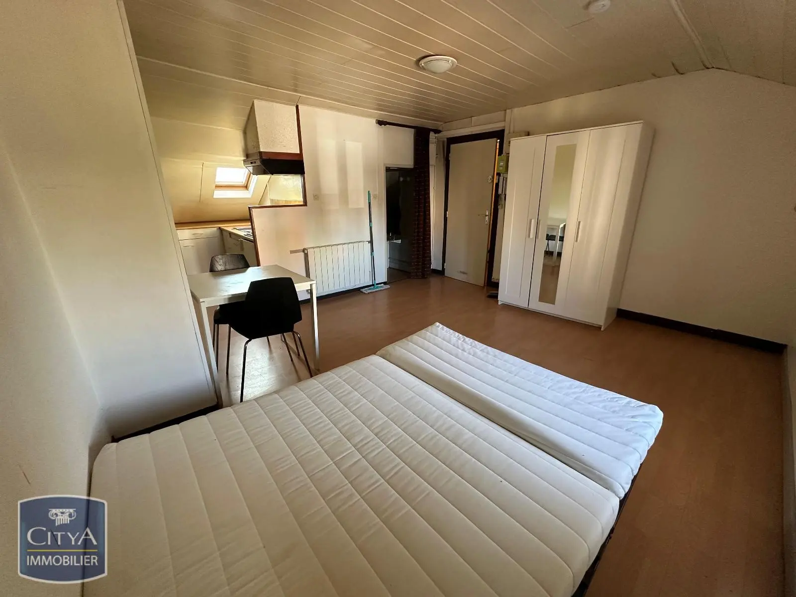 Photo 2 Appartement 1 pièce 17.84m²