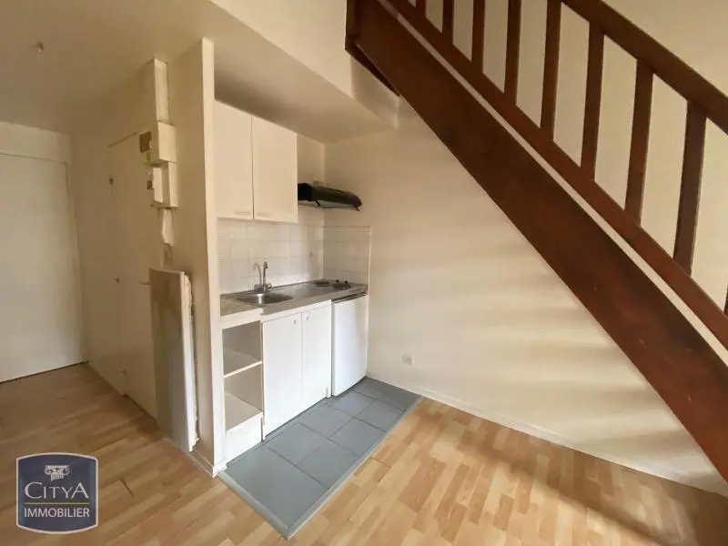 Photo 2 Appartement 1 pièce 26.69m²