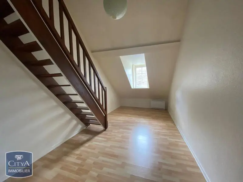 Photo 1 Appartement 1 pièce 26.69m²