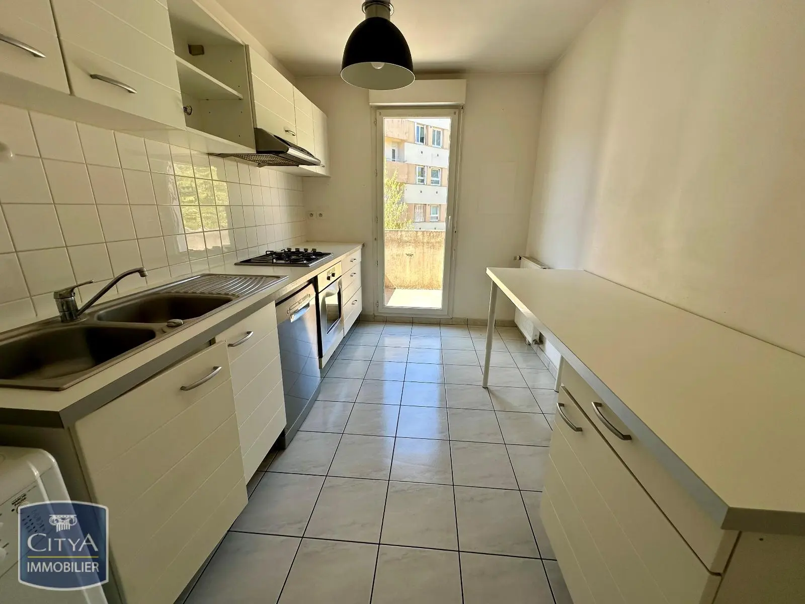 Photo 1 Appartement 3 pièces 83m²