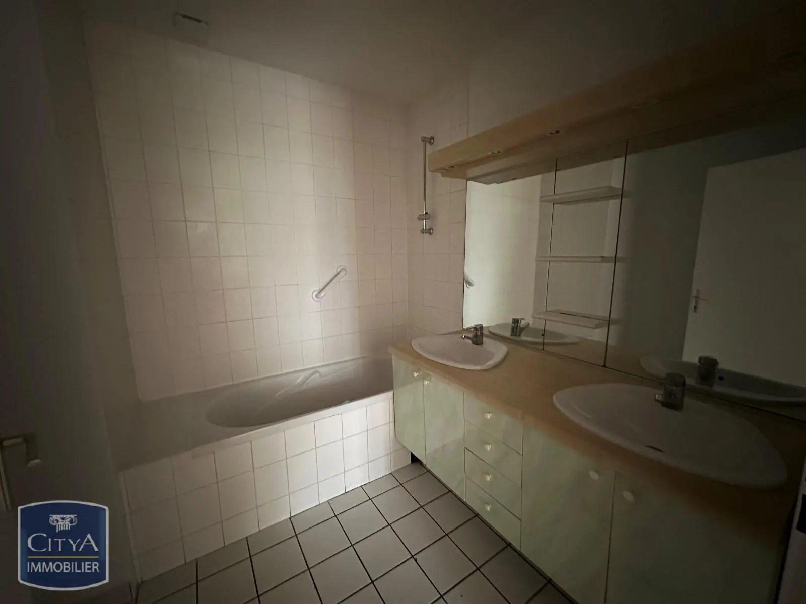 Photo 11 Appartement 5 pièces 96.17m²