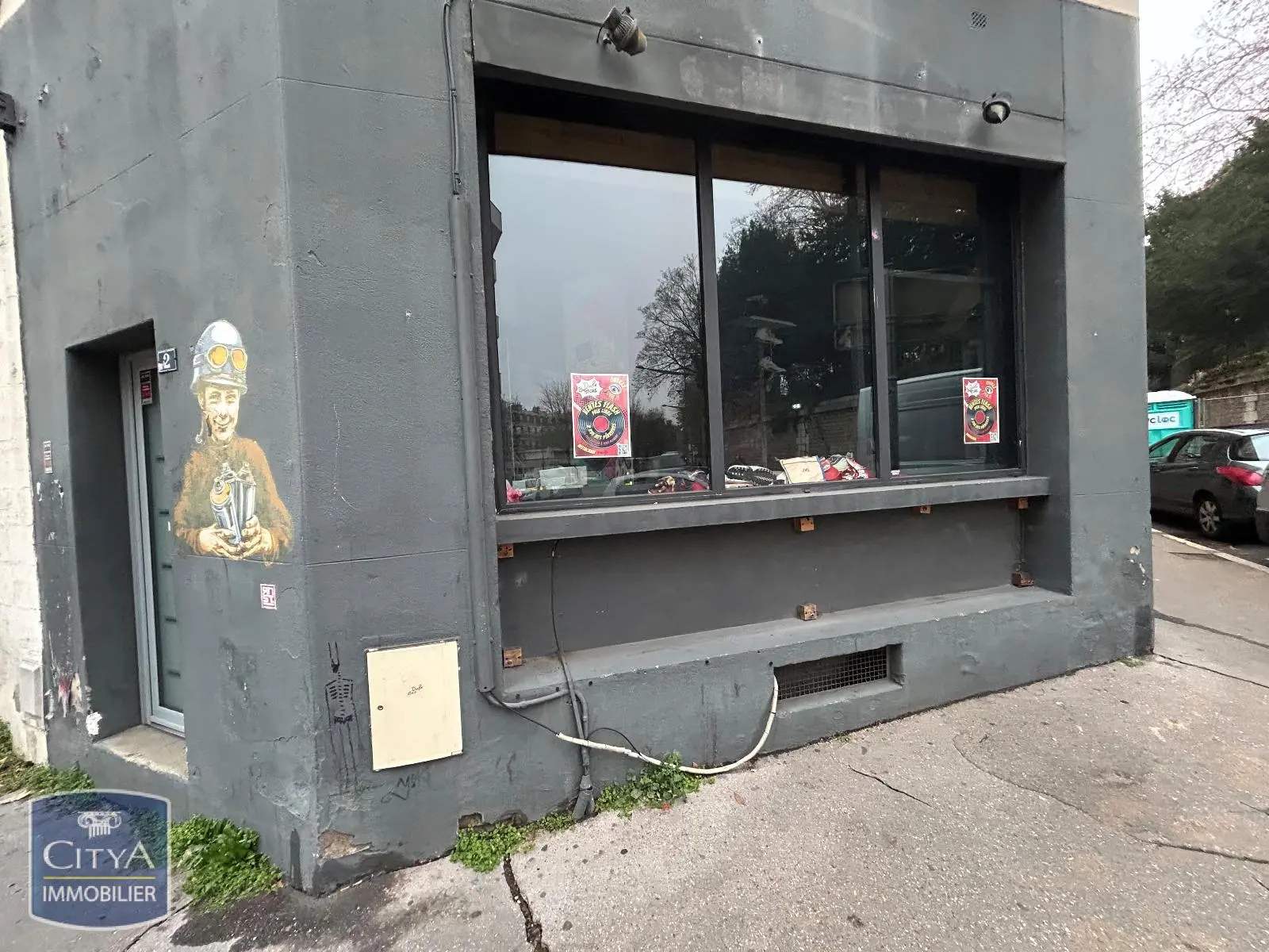 Photo 2 Local Commercial