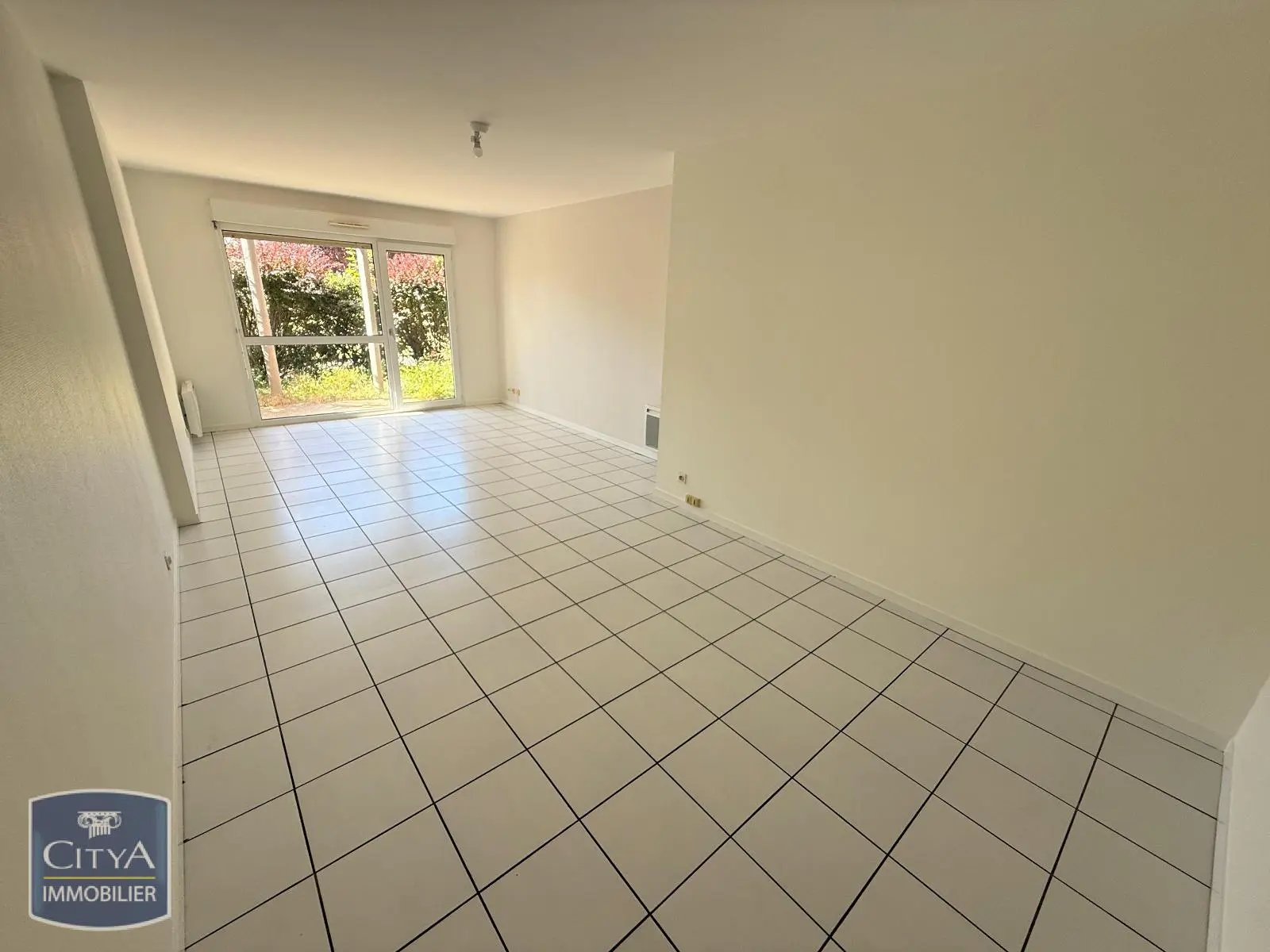 Photo 2 Appartement 2 pièces 55.98m²