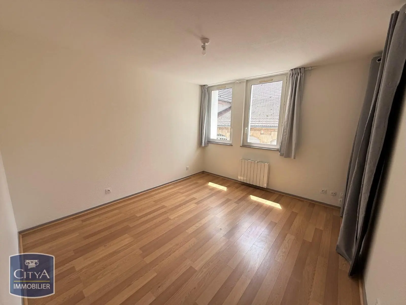 Photo 2 Appartement 1 pièce 27.36m²