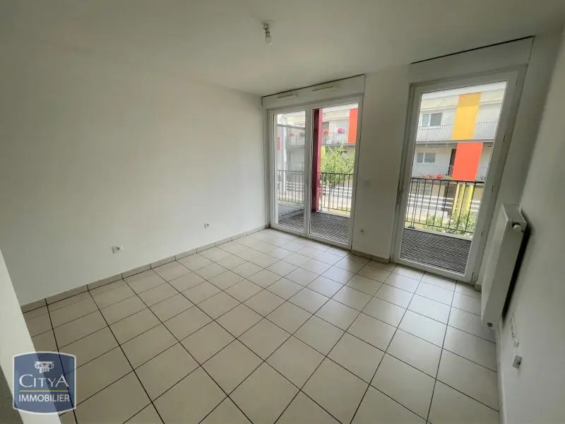 Photo 1 Appartement 1 pièce 28.68m²