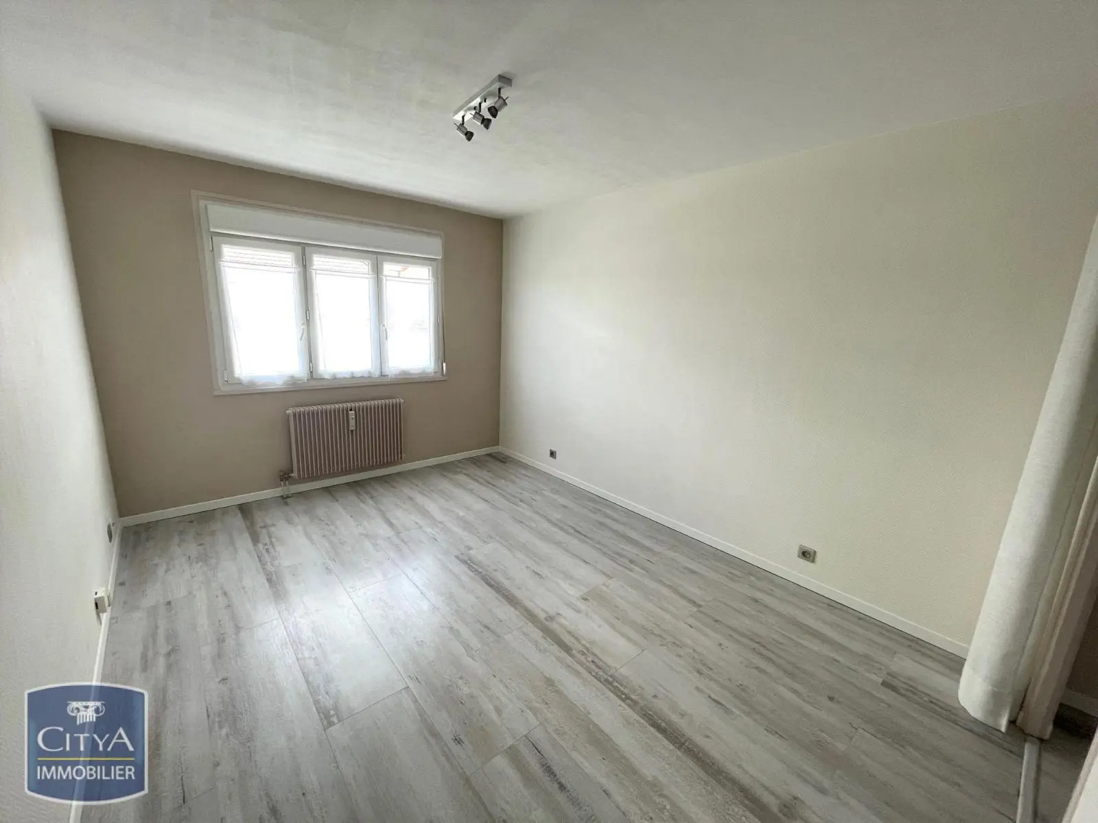 Photo 2 Appartement 1 pièce 21.59m²
