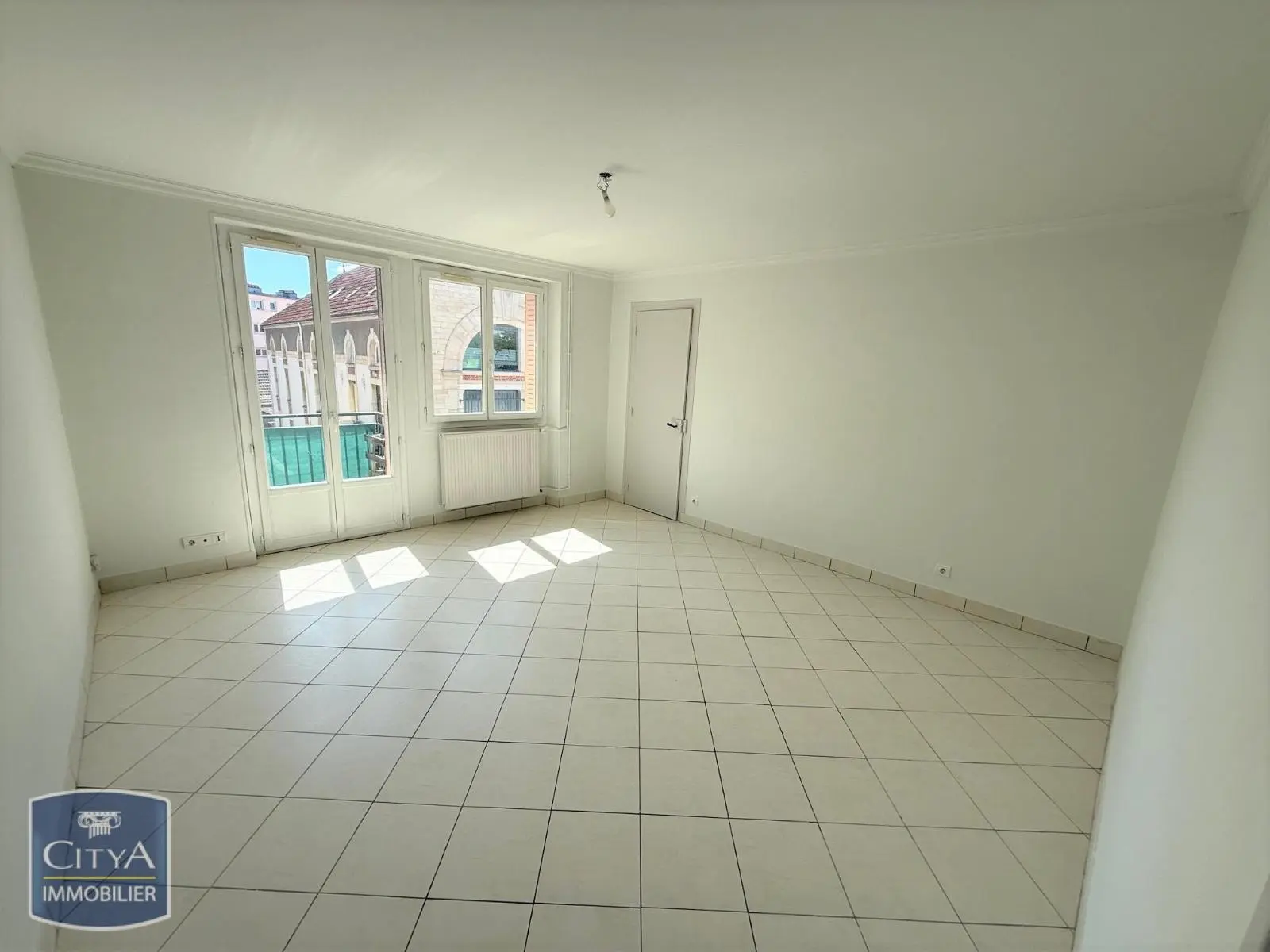 Photo 2 Appartement 3 pièces 81.76m²