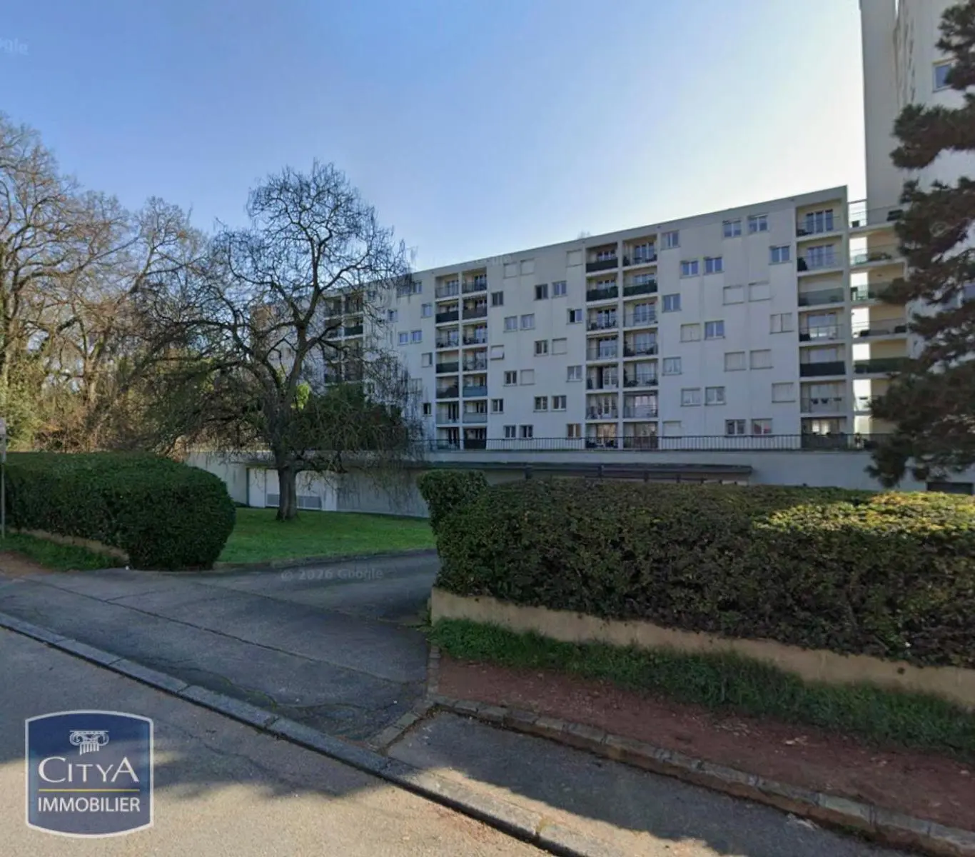 Photo 1 Parking