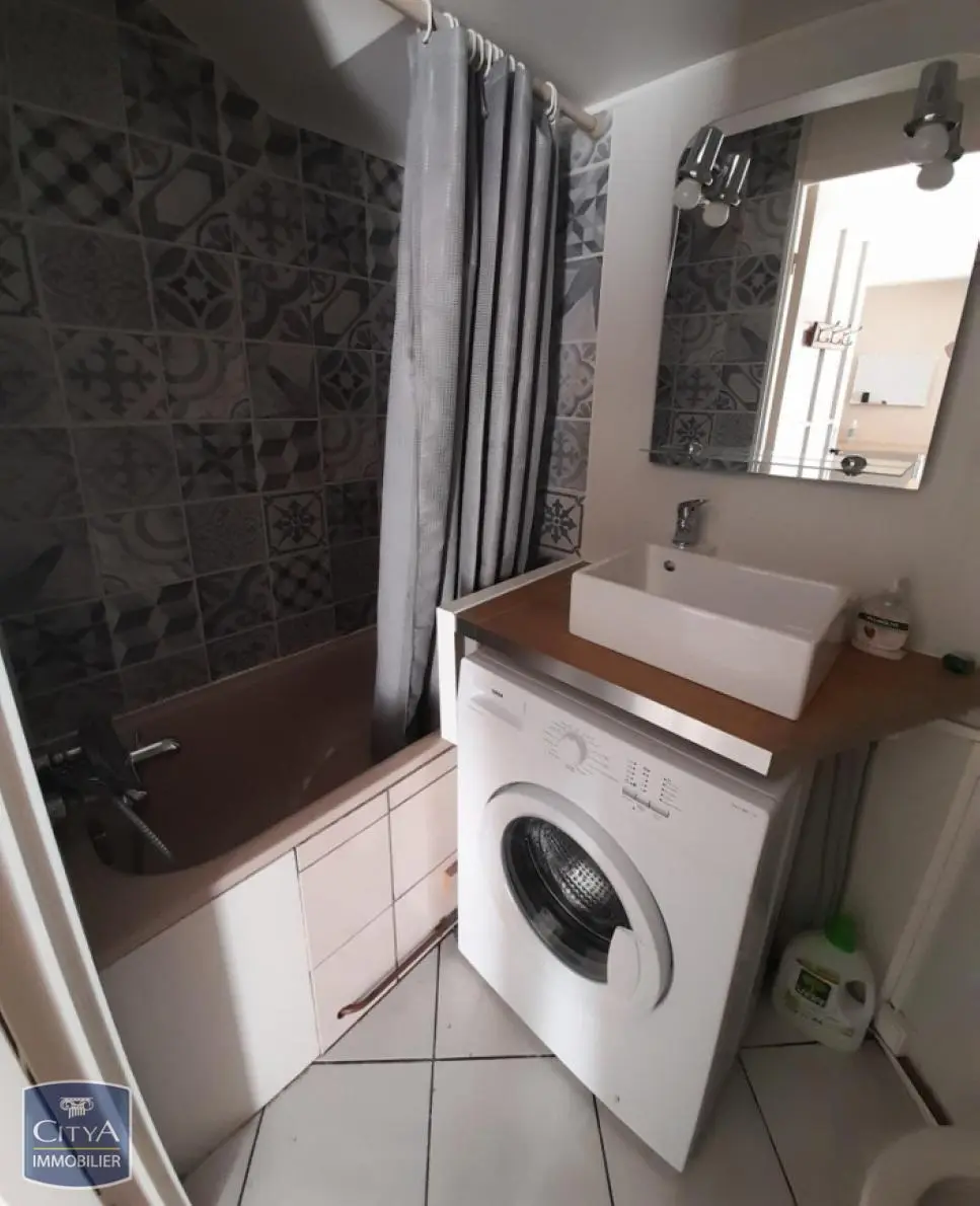 Photo 3 Appartement 1 pièce 15.2m²