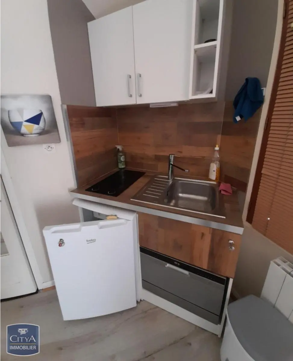 Photo 2 Appartement 1 pièce 15.2m²