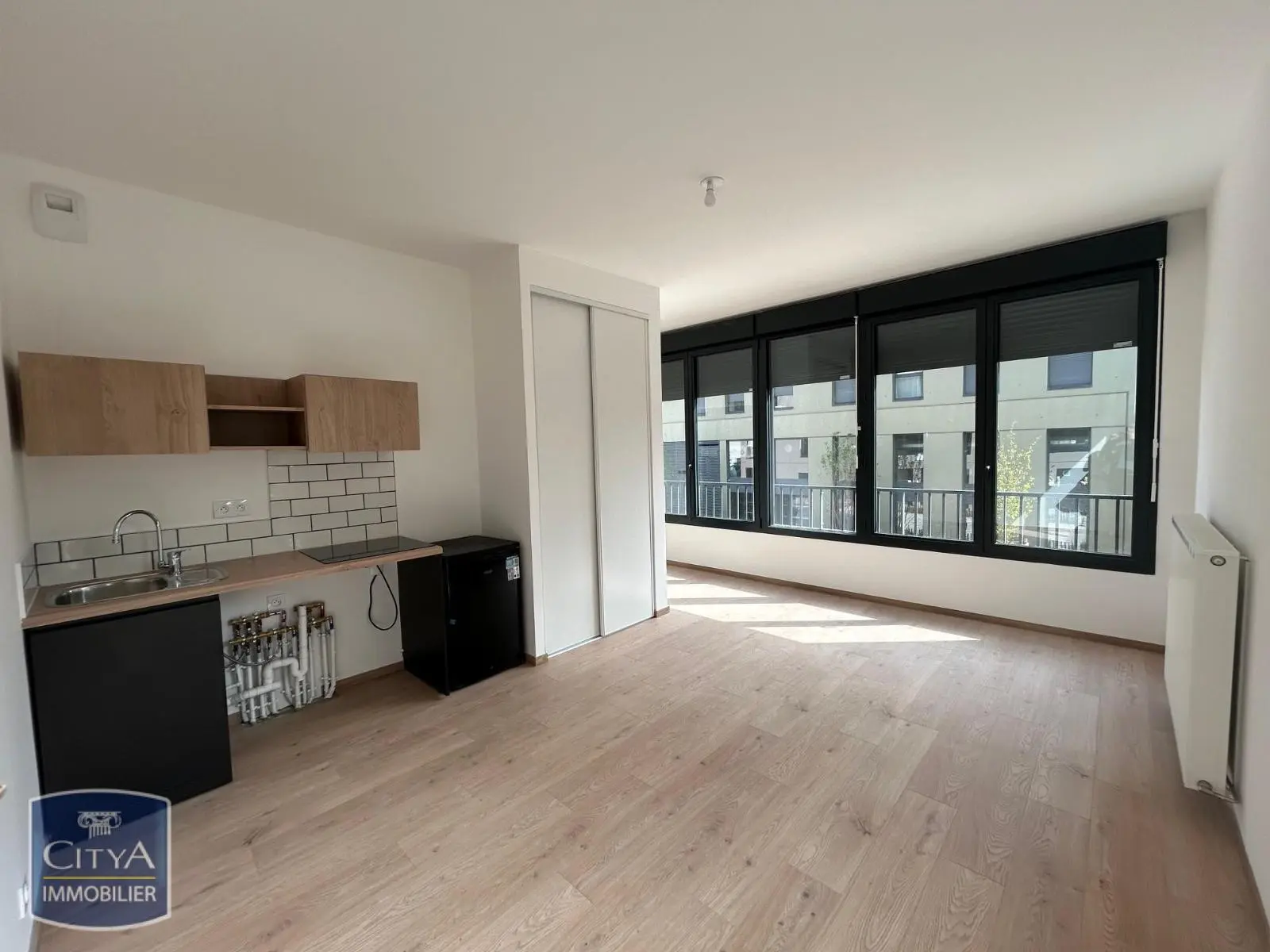 Photo 1 Appartement 1 pièce 28.29m²