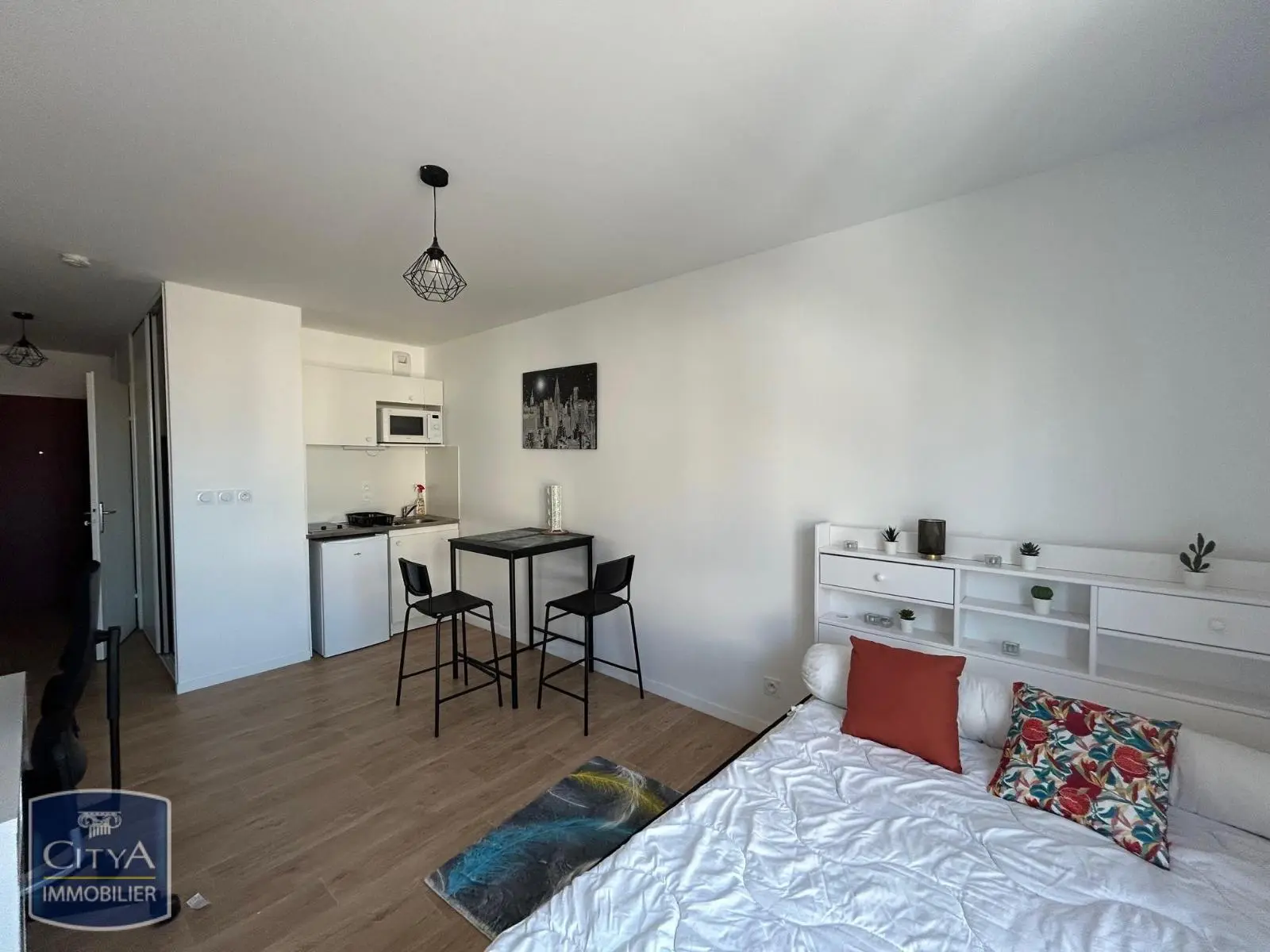 Photo 1 Appartement 1 pièce 23.62m²