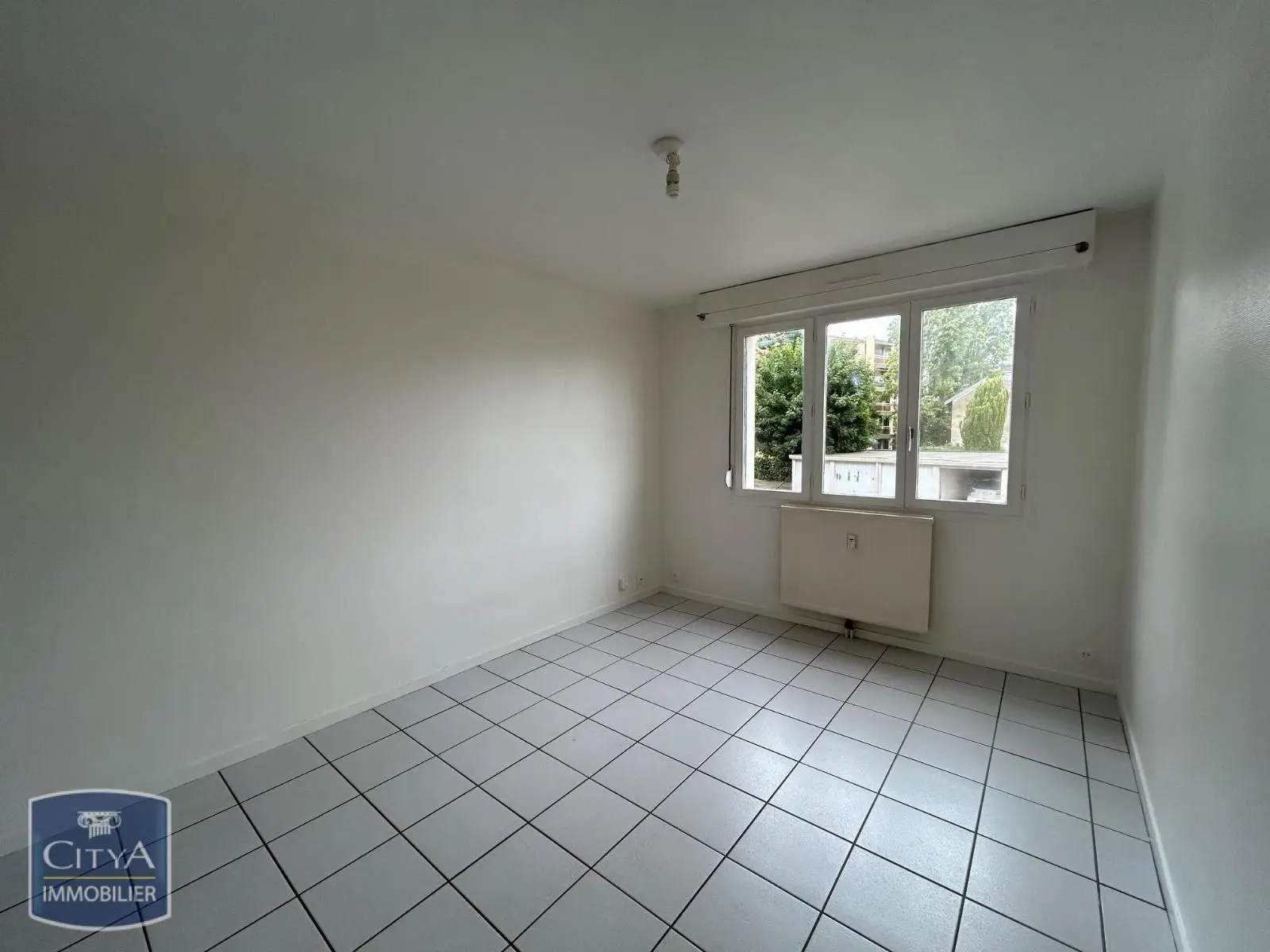 Photo 2 Appartement 1 pièce 18.85m²