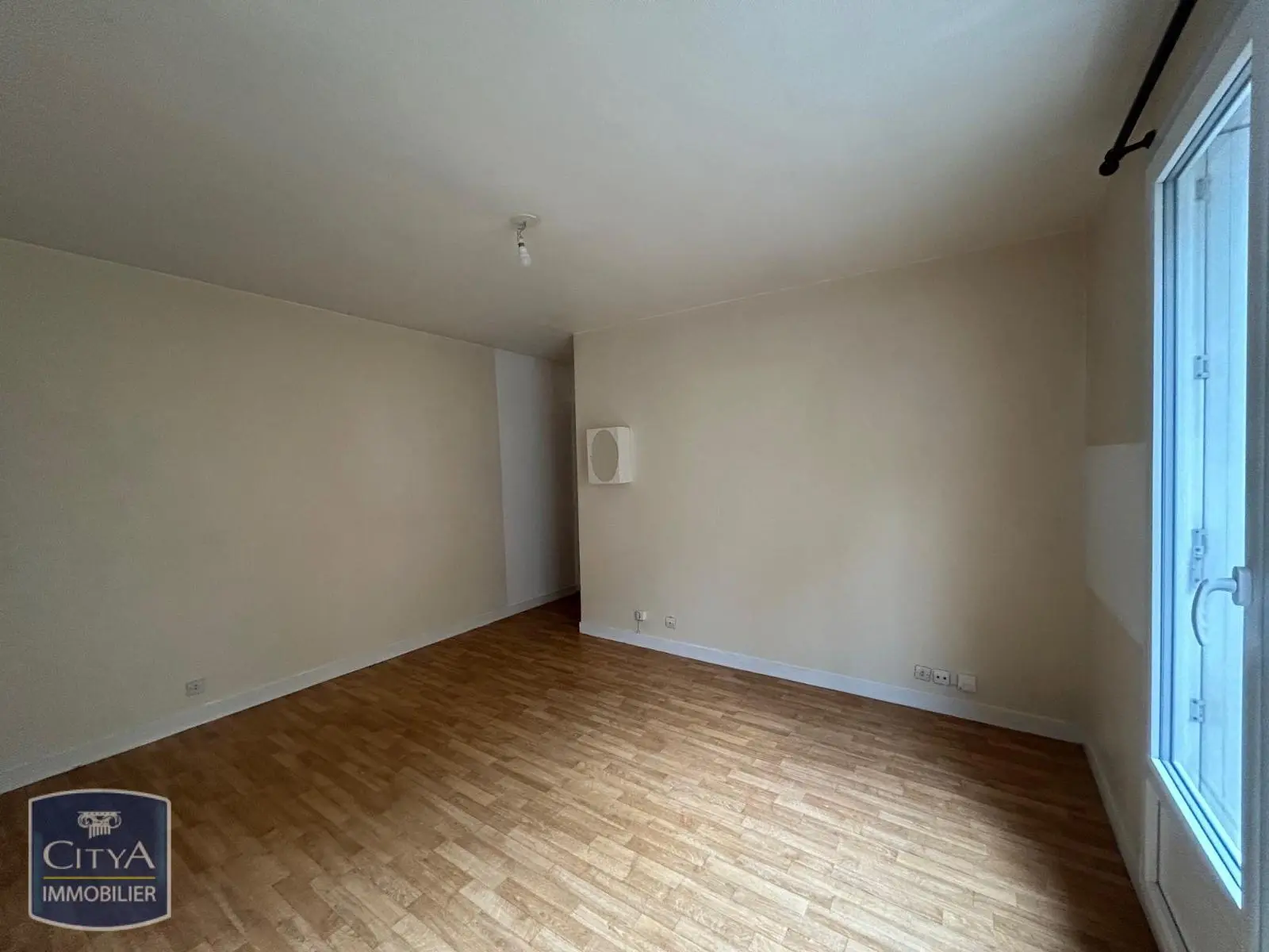 Photo 3 Appartement 1 pièce 25.39m²