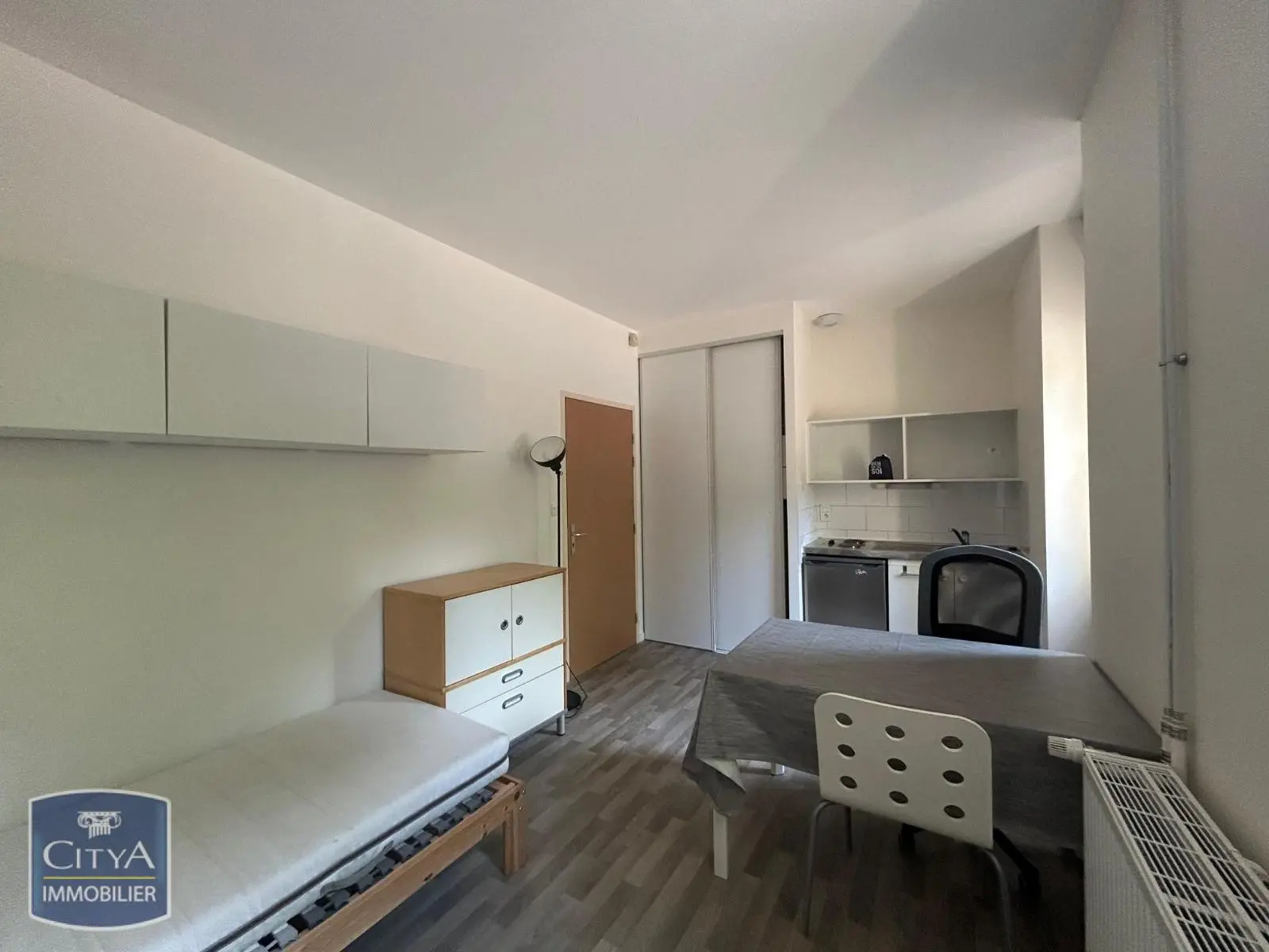 Photo 1 Appartement 1 pièce 18.39m²