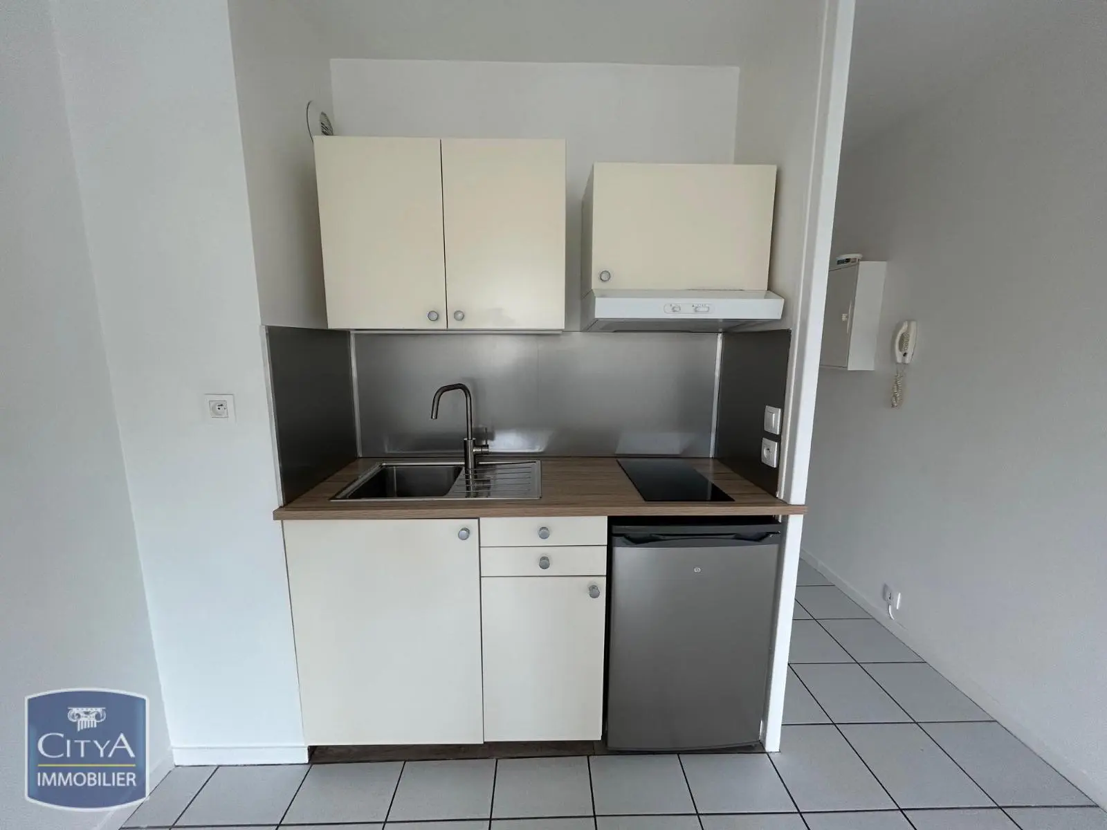 Photo 3 Appartement 1 pièce 18.85m²