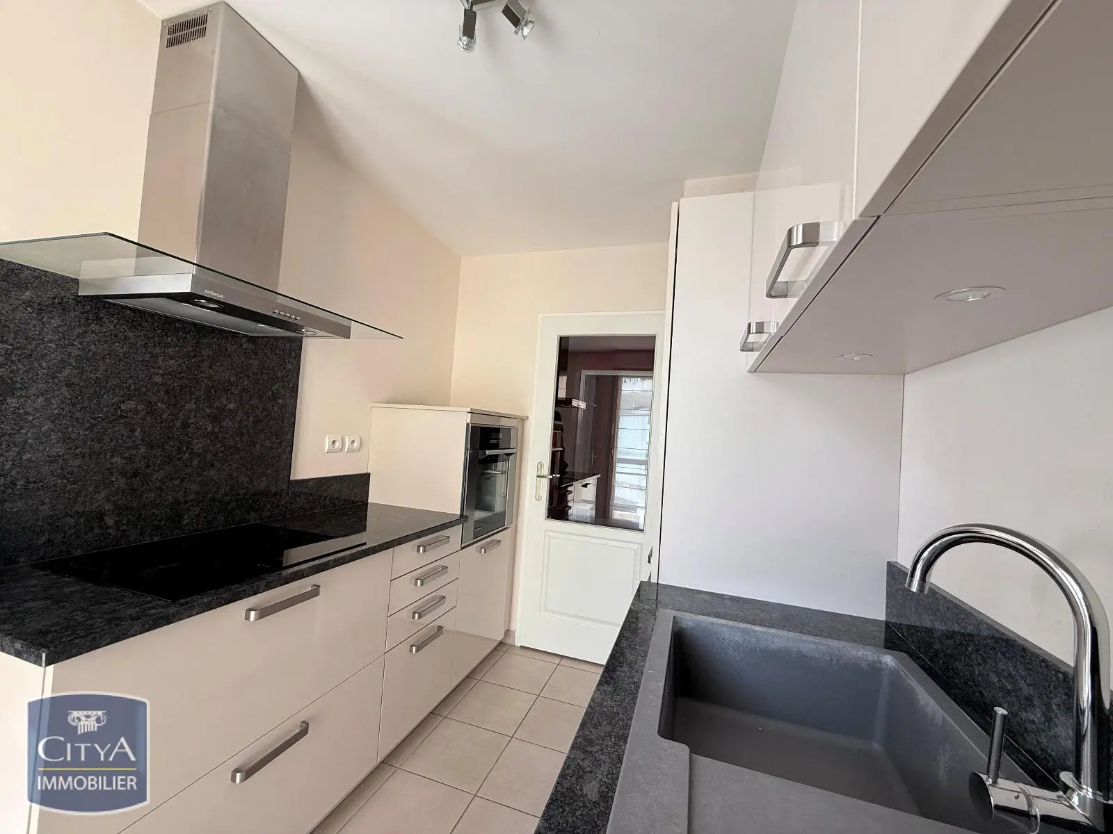 Photo 2 Appartement 4 pièces 78.25m²