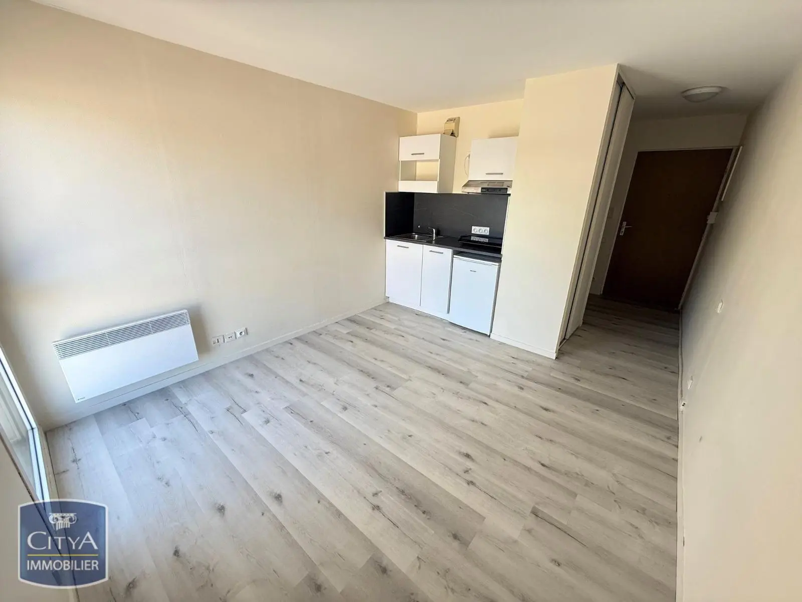 Photo 1 Appartement 1 pièce 19.65m²
