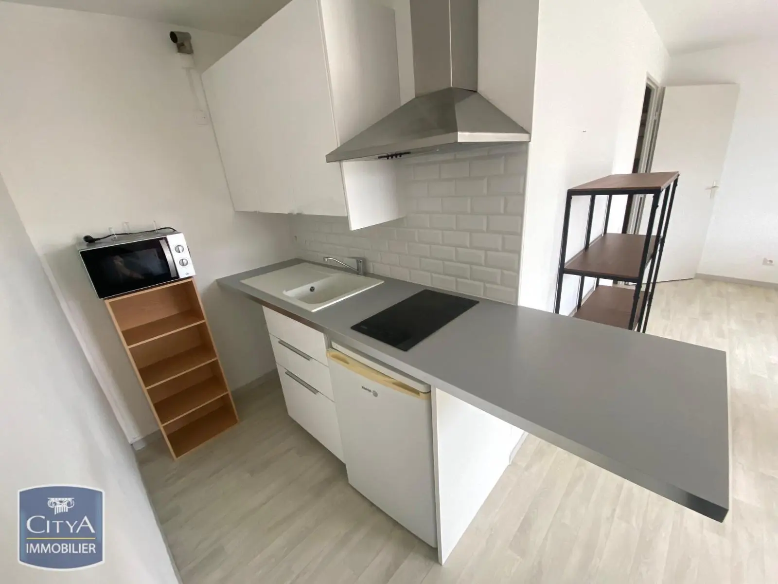 Photo 3 Appartement 1 pièce 28.1m²