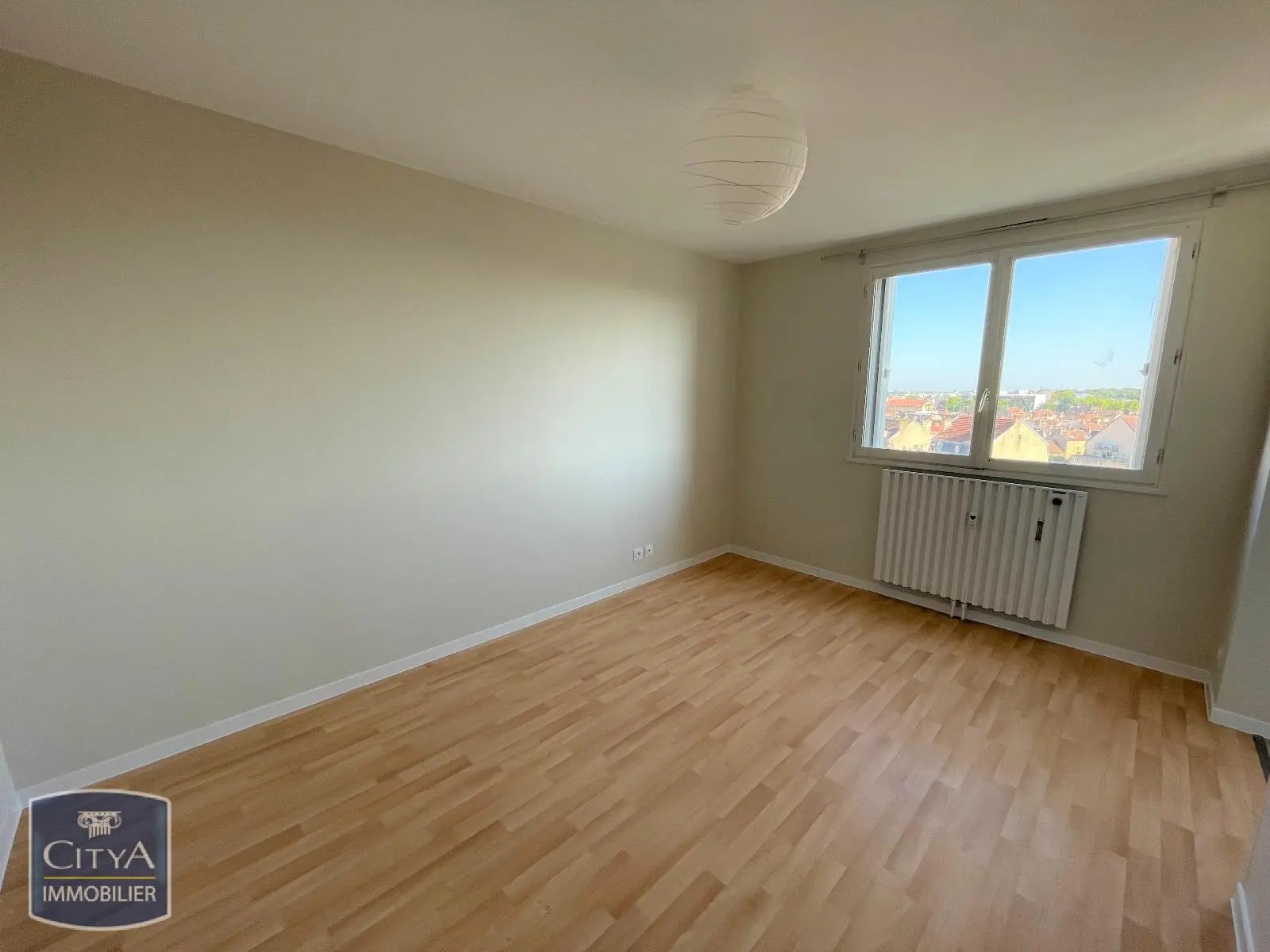Photo 1 Appartement 1 pièce 26.57m²