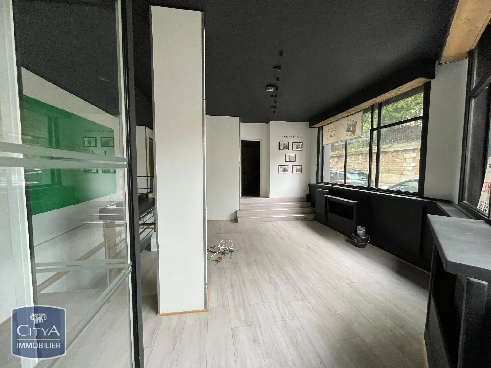 Photo 3 Local Commercial