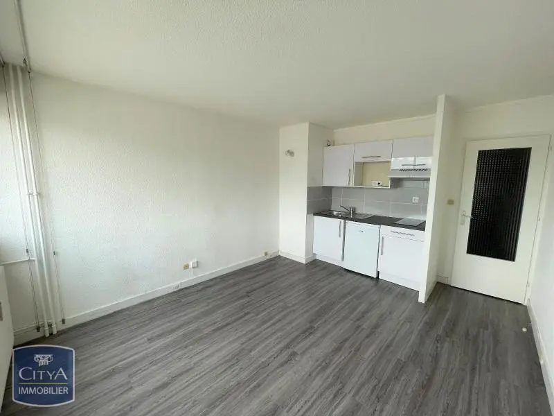 Photo 2 Appartement 1 pièce 22.13m²