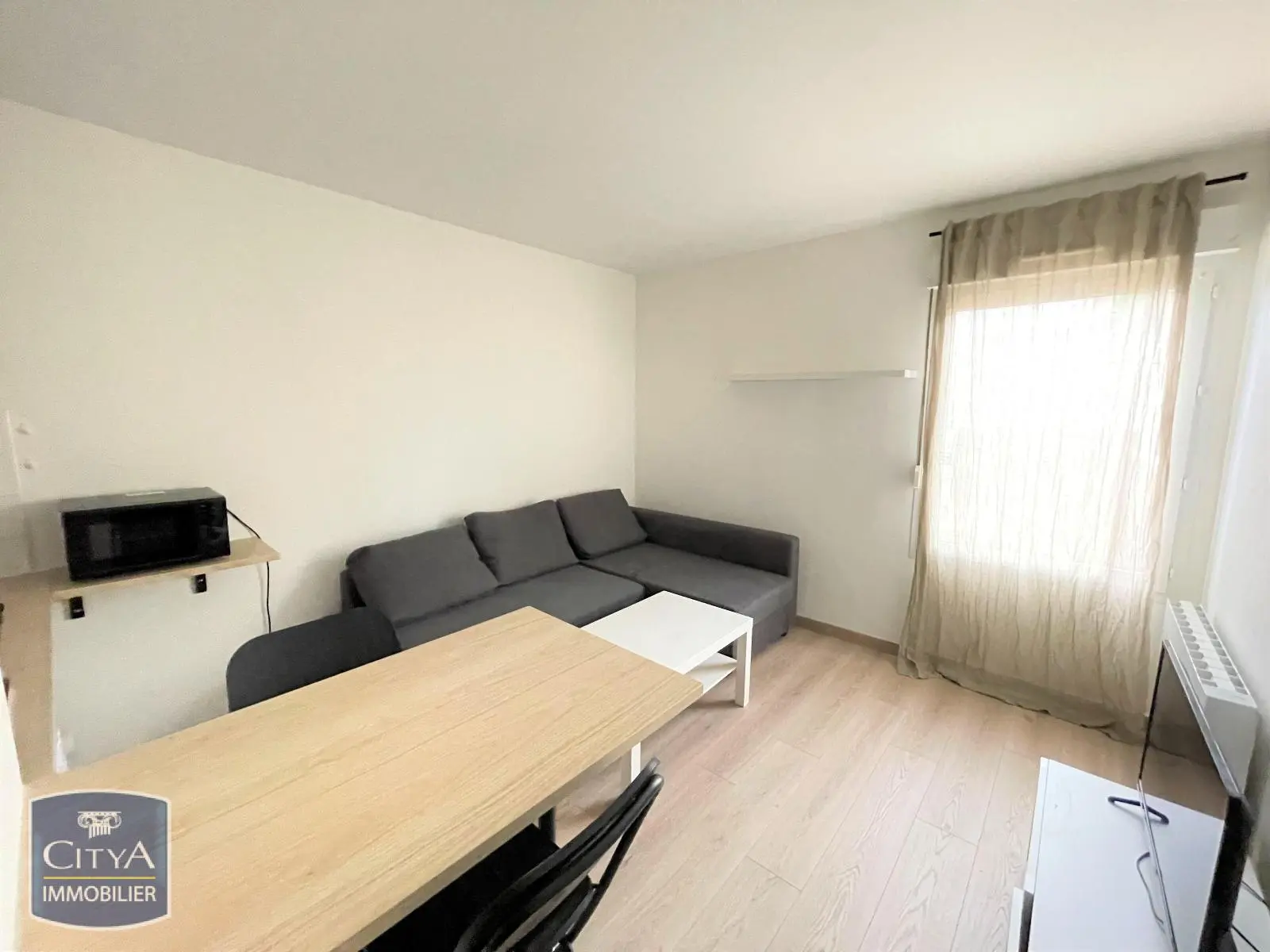 Photo 1 Appartement 1 pièce 18.9m²