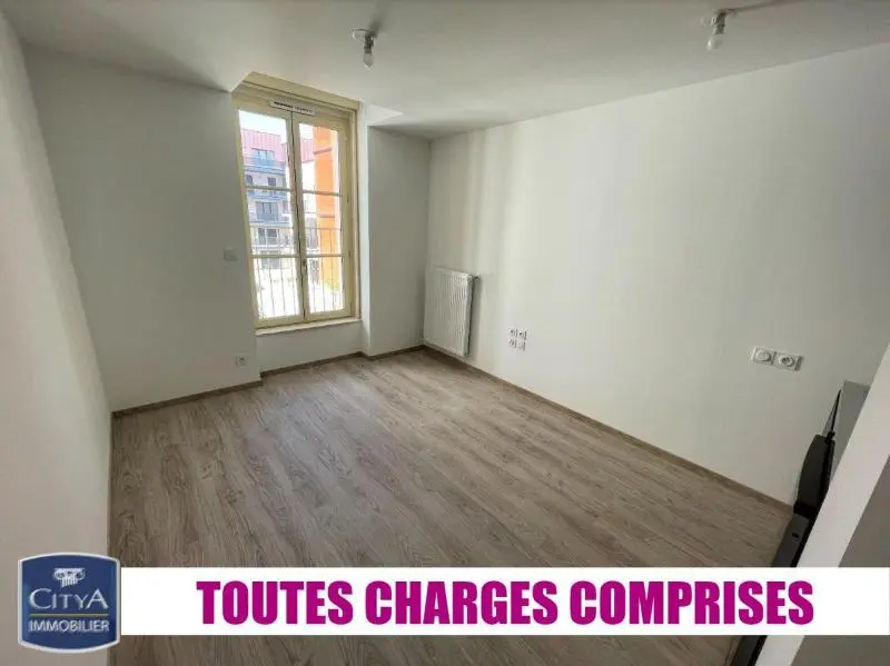 Photo 1 Appartement 1 pièce 18.59m²