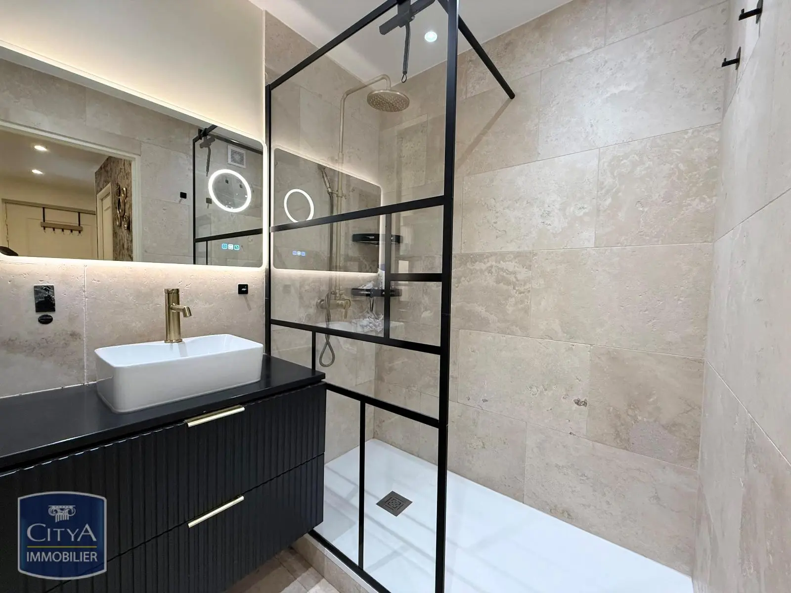 Photo 10 Appartement 2 pièces 56.9m²