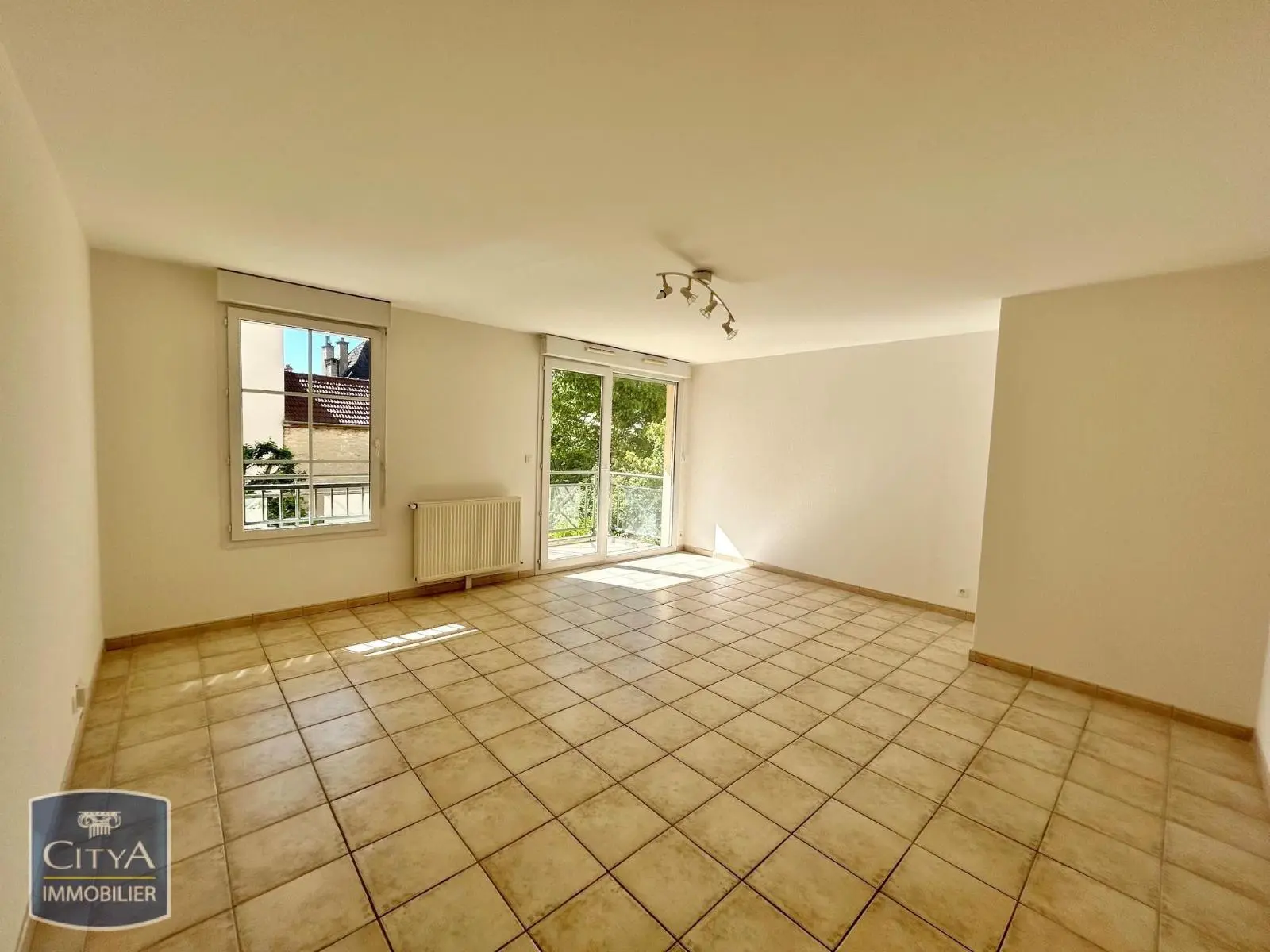 Photo 1 Appartement 4 pièces 85.72m²