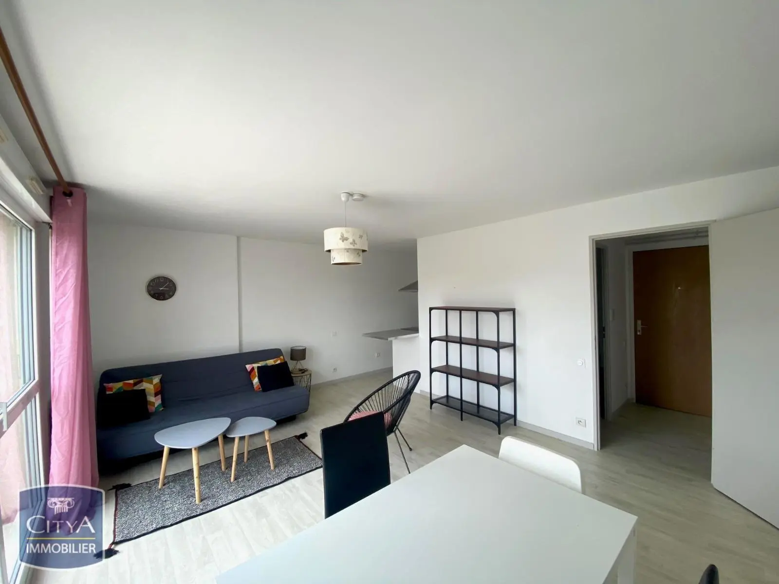 Photo 2 Appartement 1 pièce 28.1m²