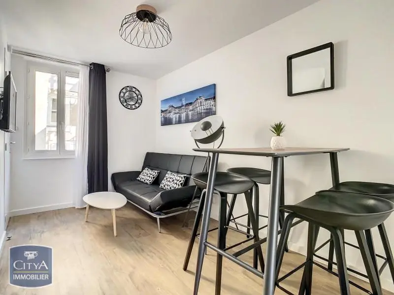 Photo 2 Appartement 1 pièce 20.5m²