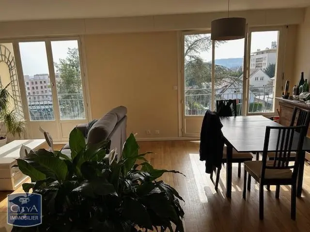 Photo 1 Appartement 4 pièces 84m²