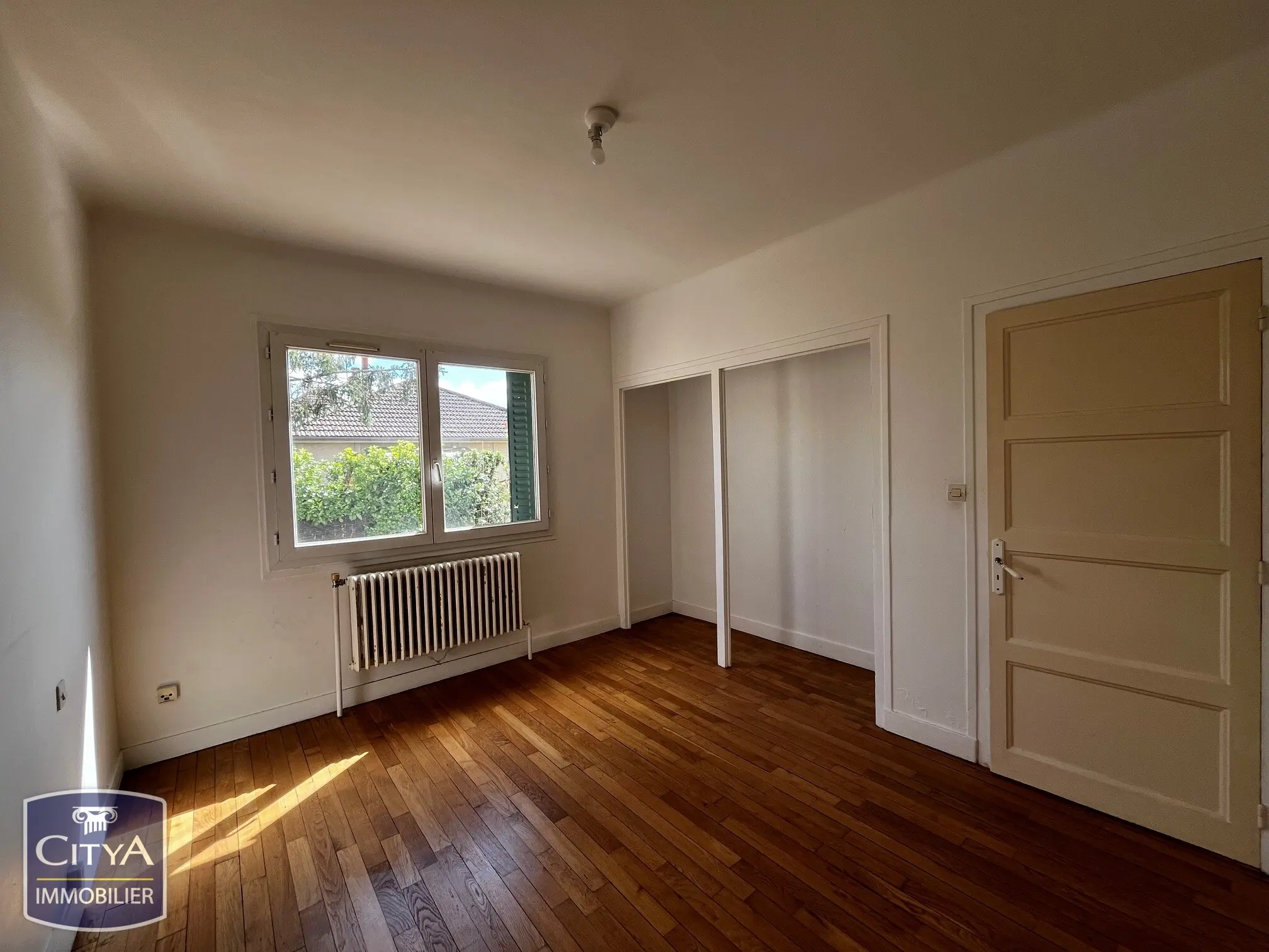 Photo 9 Immeuble 140.51m²